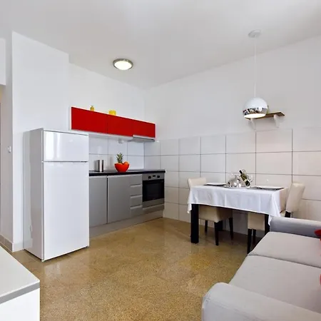 Ark Apartman *