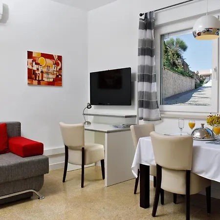 Διαμέρισμα Ark